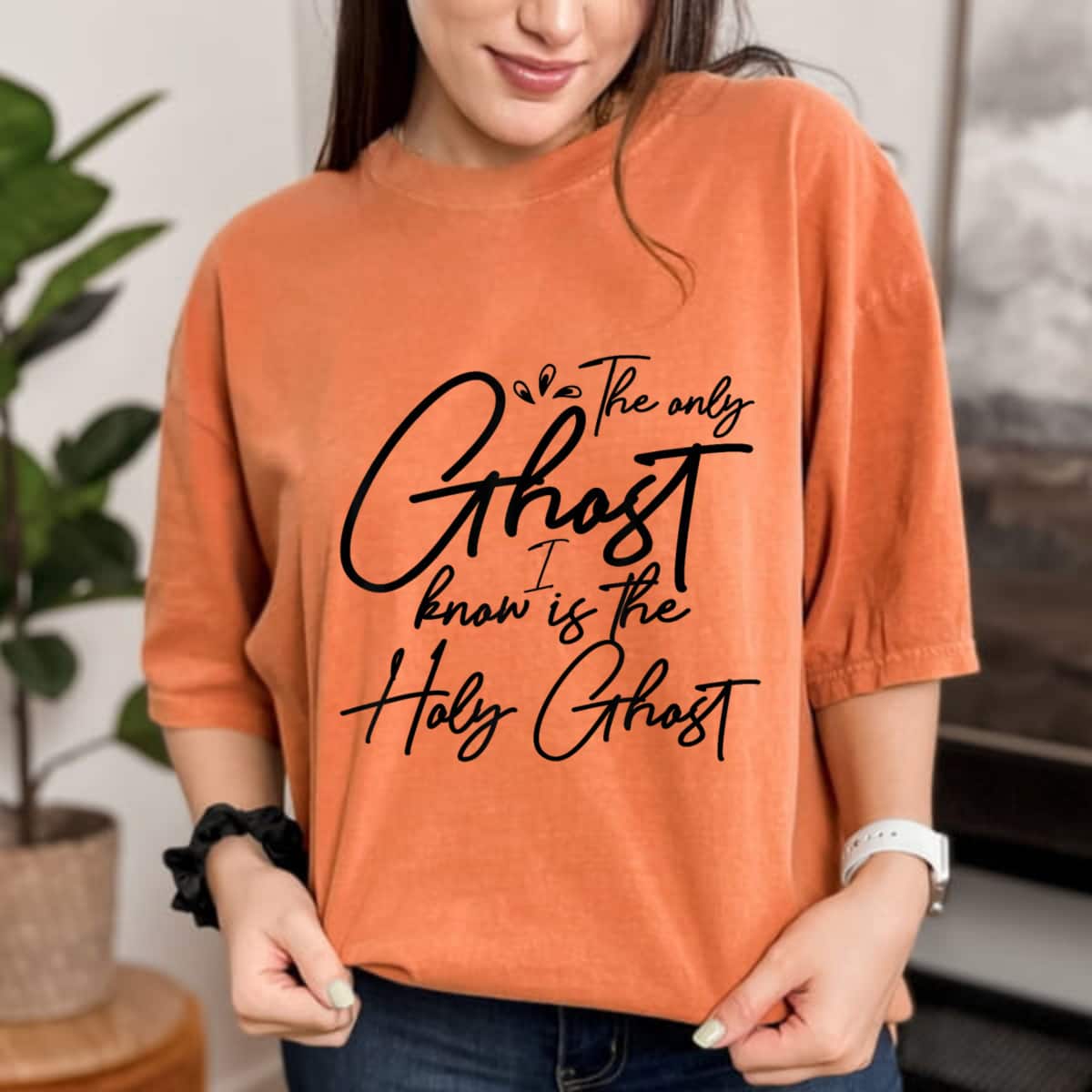 Halloween T-Shirt The Only Ghost I Know Is The Holy Ghost Christian Halloween T-Shirt The Only Ghost I Know Is The Holy Ghost Christian