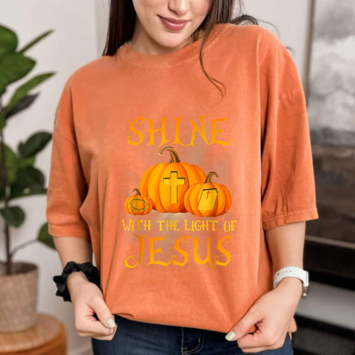 Shine With The Light Of Jesus Halloween Pumpkin Christian Gift T-Shirt