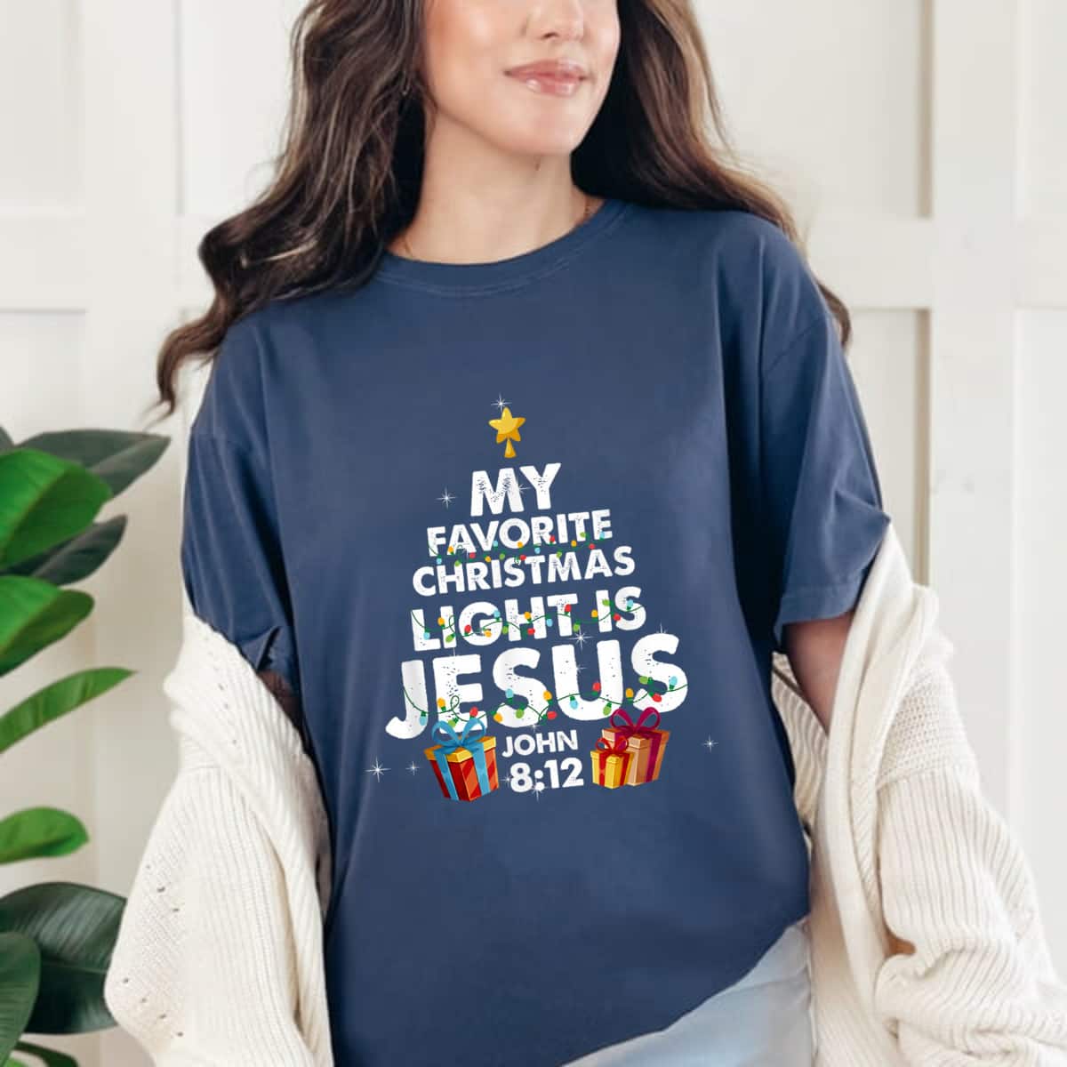 My Favorite Christmas Light Is Jesus Merry Xmas T-Shirt My Favorite Christmas Light Is Jesus Merry Xmas T-Shirt