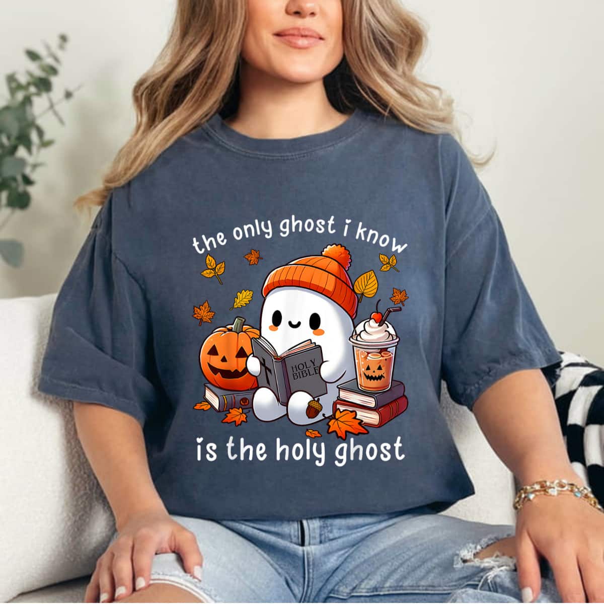 The Only Ghost I Know Is The Holy Ghost Halloween Book Lover T-Shirt The Only Ghost I Know Is The Holy Ghost Halloween Book Lover T-Shirt