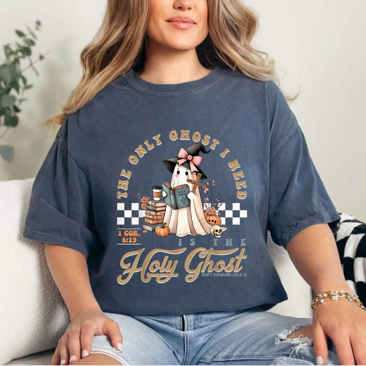 Ain't No Ghost Like The Holy Ghost Jesus Christian Halloween T-Shirt Ain't No Ghost Like The Holy Ghost Jesus Christian Halloween T-Shirt